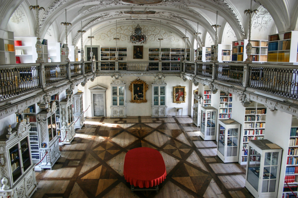 Ehem. Bibliothekssaal des Zisterzienserklosters Salem, jetzt Kreisbibliothek Bodenseekreis